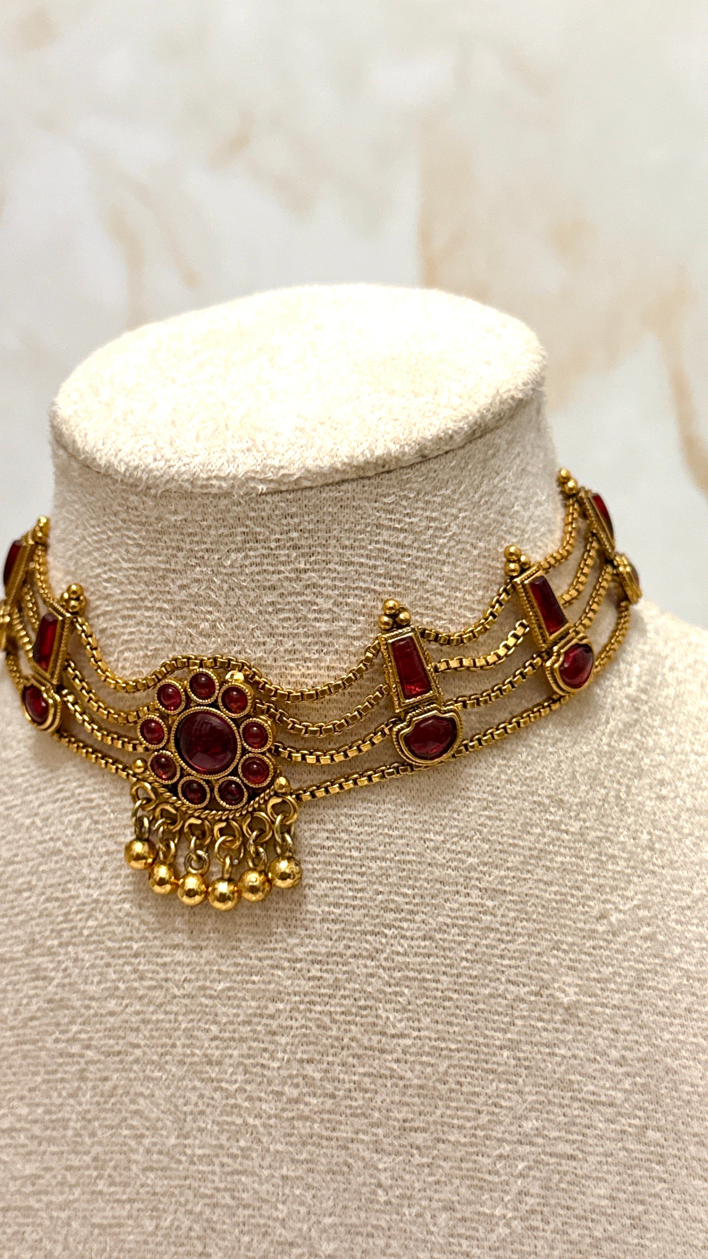 Traditional Choker